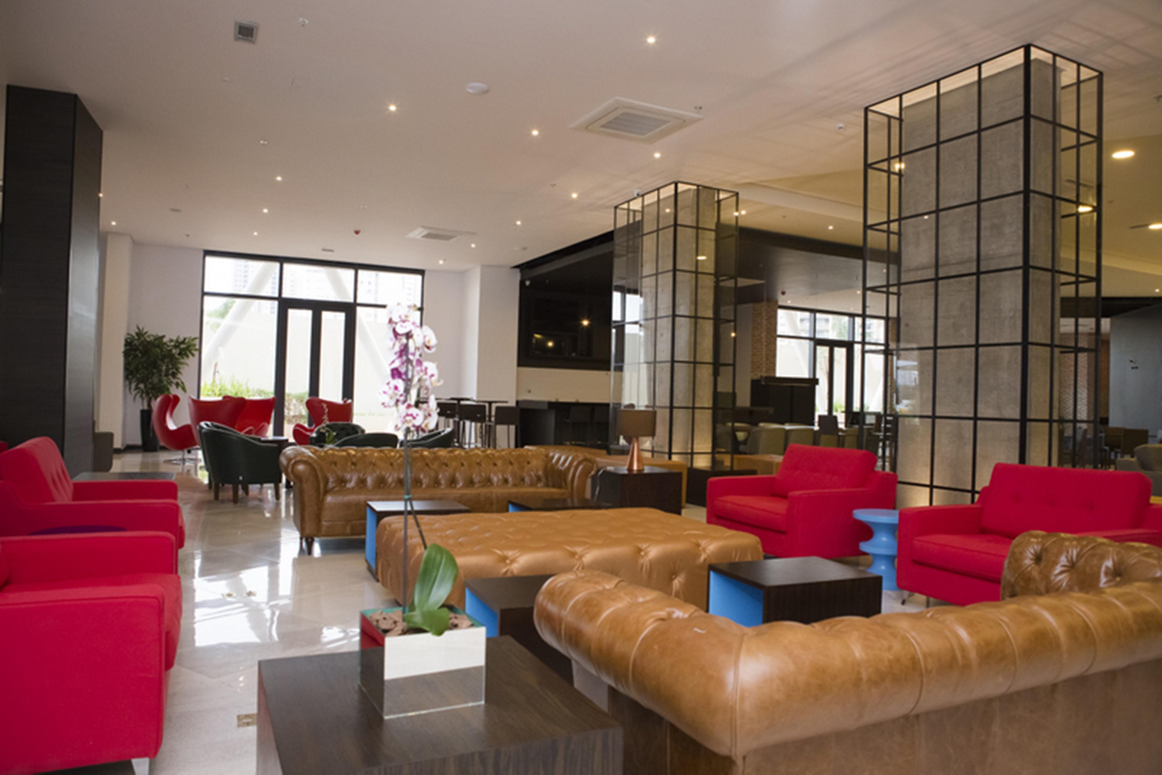 Hotel Tryp By Wyndham 5*