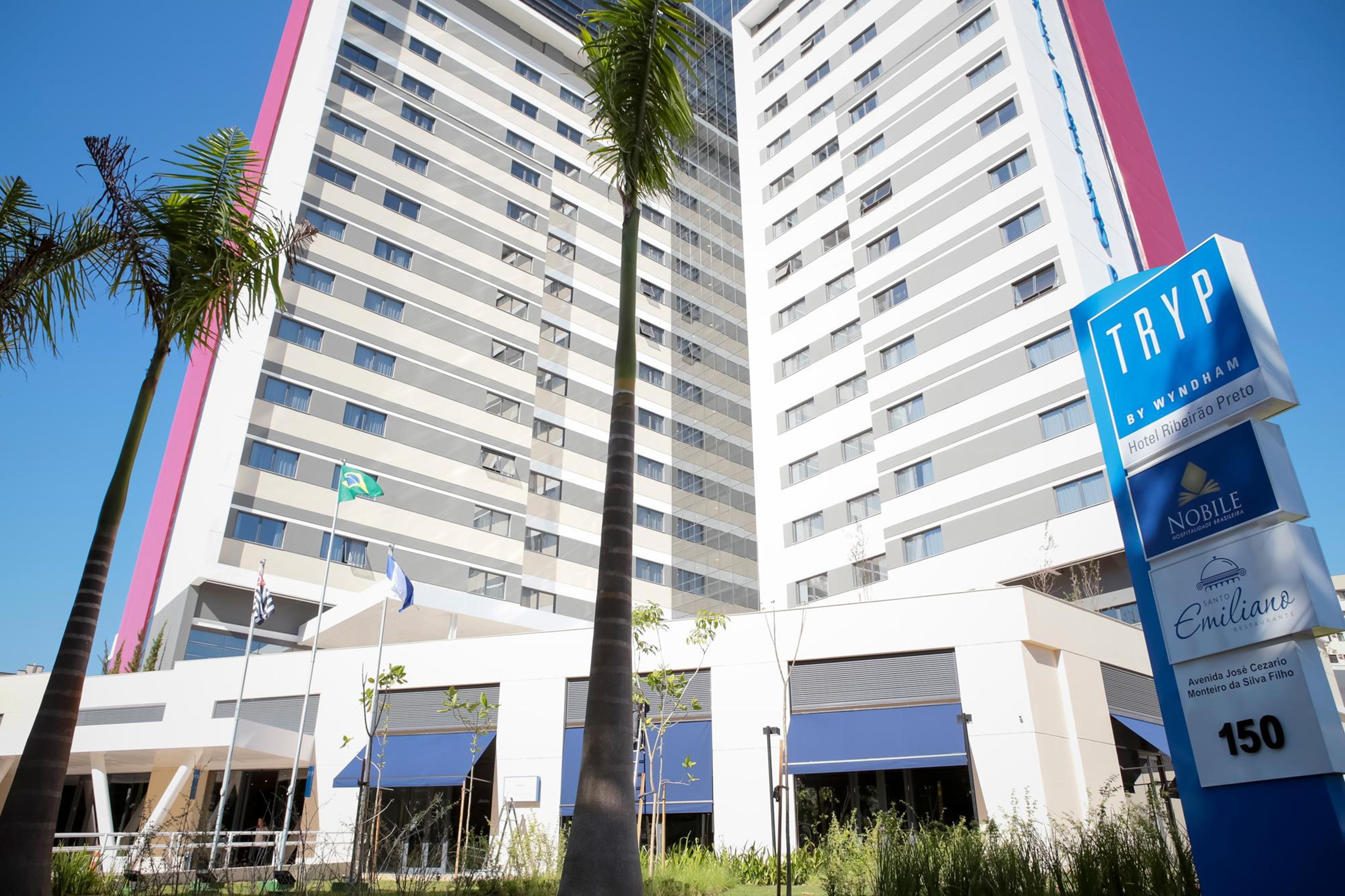 Tryp By Wyndham Hotel