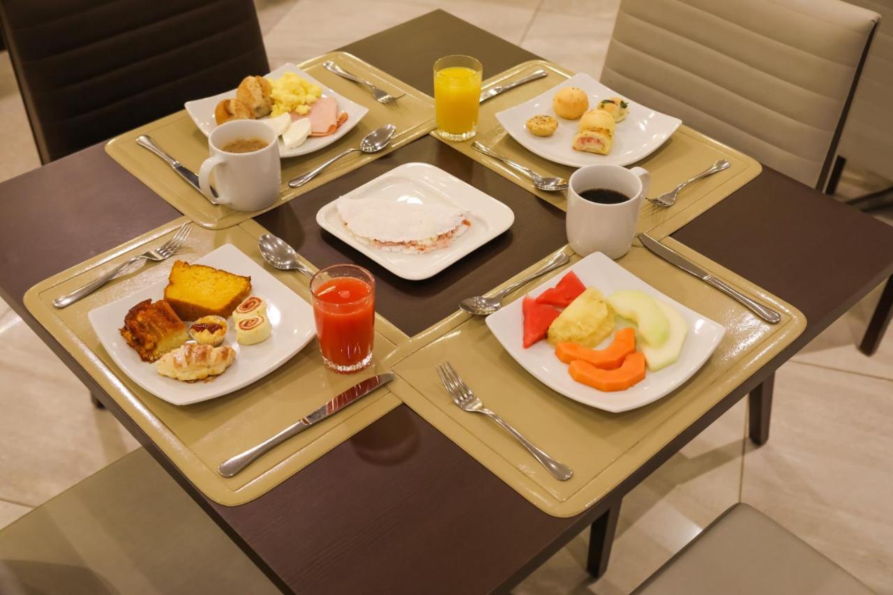 Hotel Tryp By Wyndham